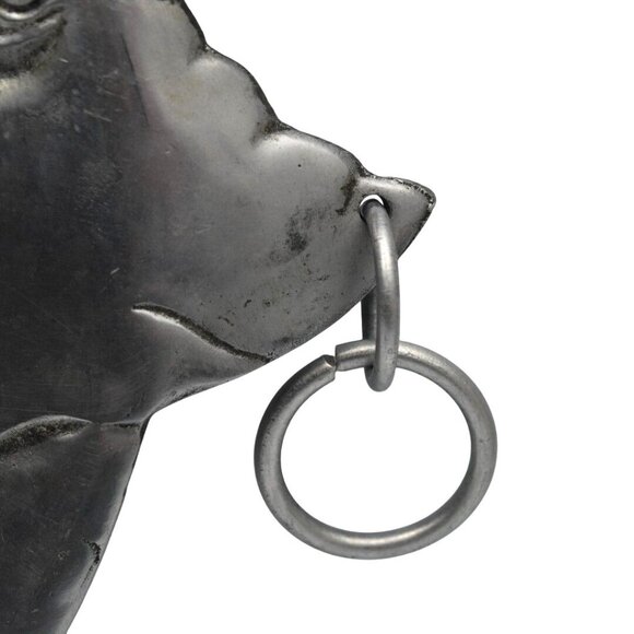 Vintage Vandor Imports 1979 Aluminum Pig-Shaped Serving Tray With Ring Detail - Picture 2 of 4